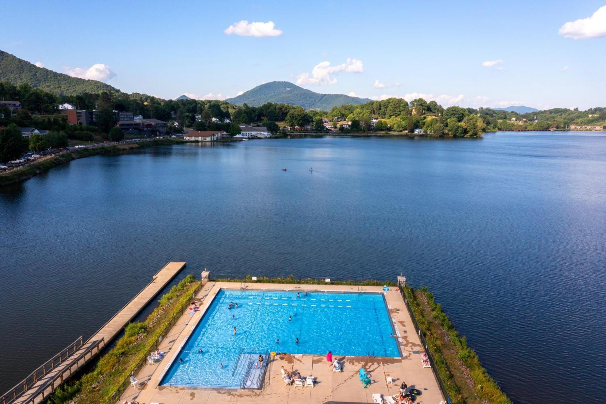 Villa Mountain Peace Lake Junaluska Exterior foto